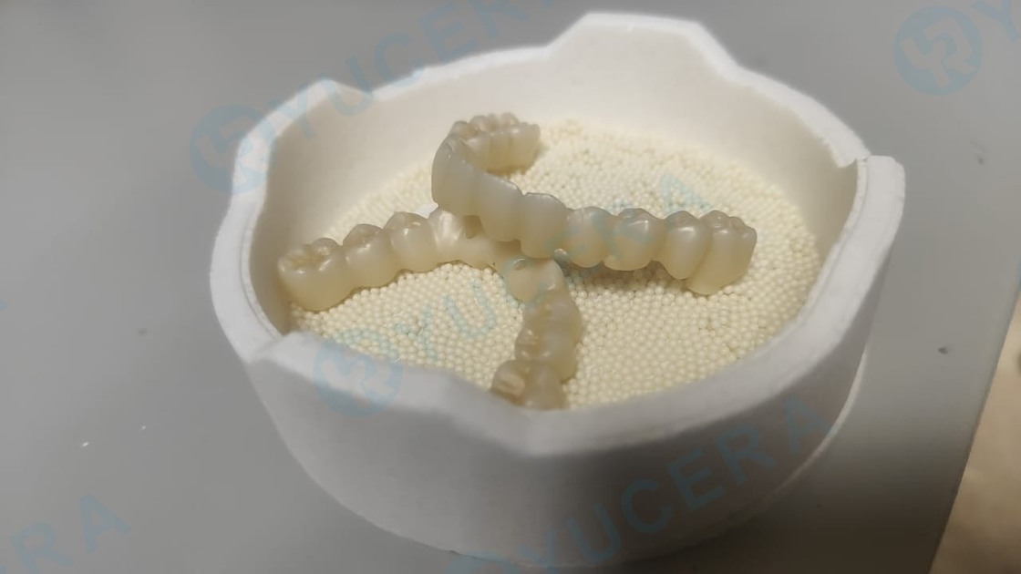 Dental Whole Sale Yucera 4d Pro Multilayer Zirconium Disc Ceramic  for Cad Cam High Transmittance