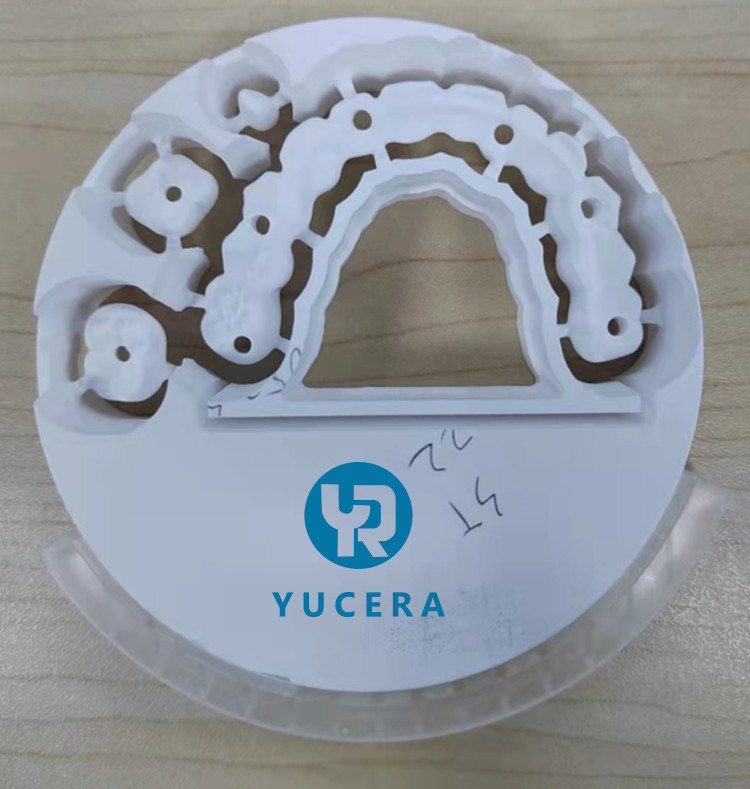 YUCERA 4axis 5axis CAD CAM Dental Milling Machine Zirconium Zirconia Blocks Glass Ceramic for Acclarent Other Dental Equipments